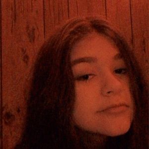 Meet your Posher, Kendra